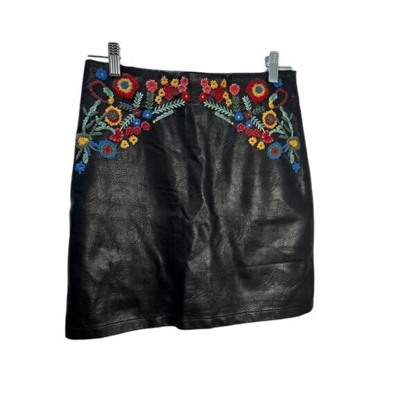For the Republic Faux-Leather Embroidered Skirt Size 2 - Picture 3 of 7